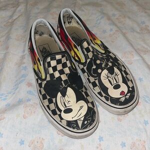 Vans x Disney Collab Mickey Minnie Mouse Fire Print Sz 9.5 woman 8 men